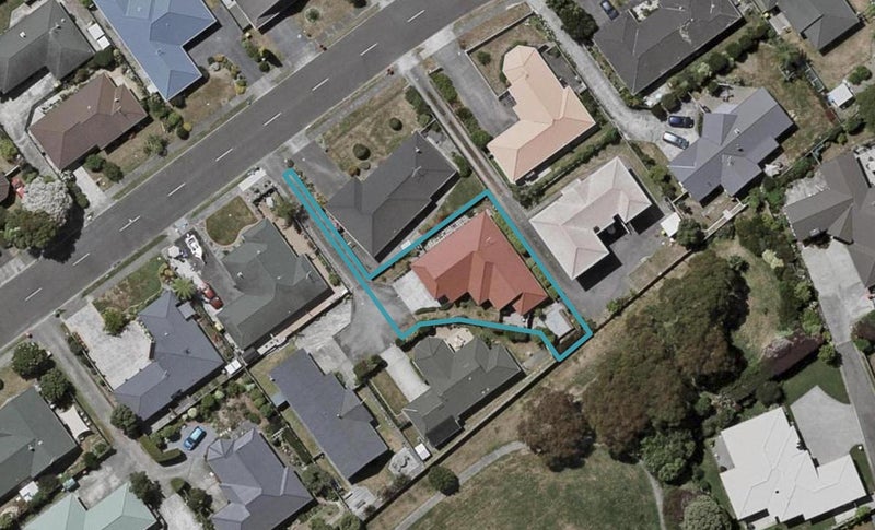 72 Cedar Drive, Paraparaumu Beach, Paraparaumu - Carousel 1