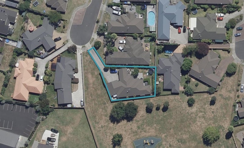 15 Lockhart Place, Rototuna, Hamilton - Carousel 1