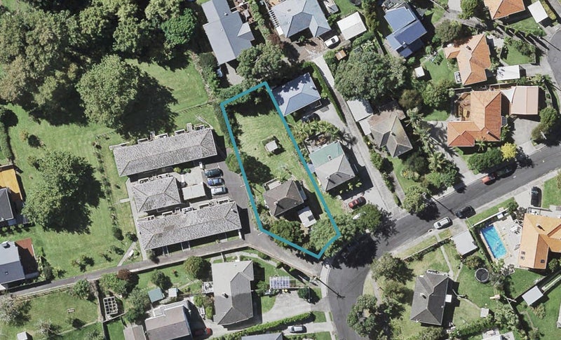 19 Fraser Road, Narrow Neck, Auckland - Carousel 1