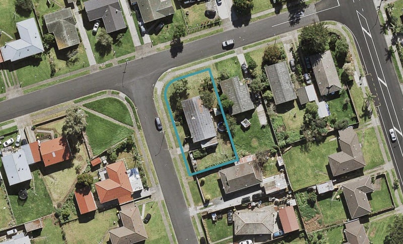 8 Calthorp Close, Favona, Auckland - Carousel 1
