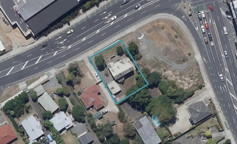 3 Kahikatea Drive, Melville, Hamilton - Carousel 1