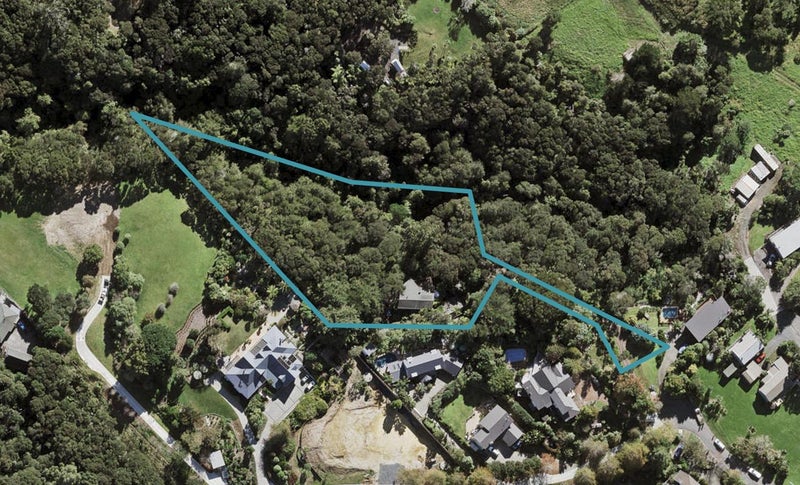9 Emily Lane, Greenhithe, Auckland - Carousel 1