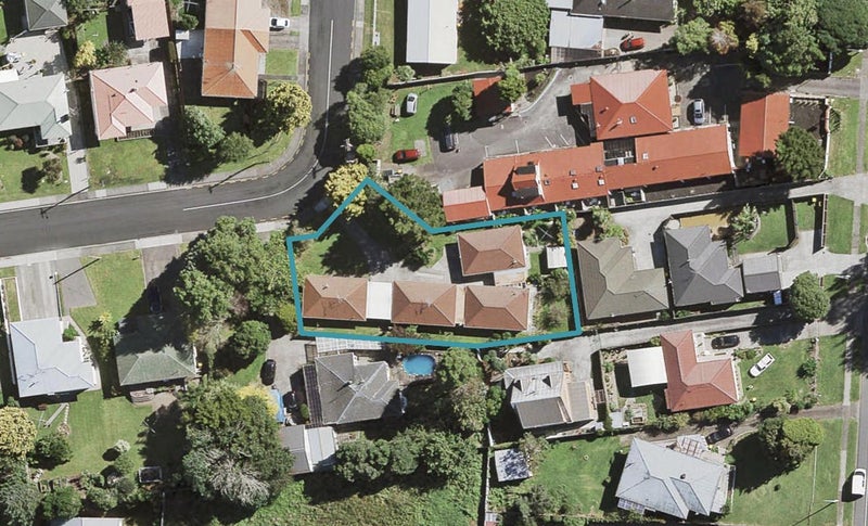 4/20 Royston Street, Rosehill, Papakura - Carousel 1