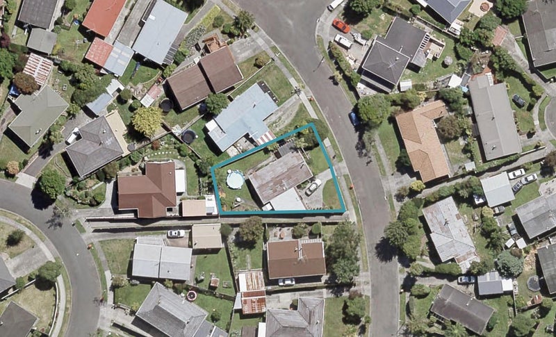57 Pasadena Crescent, Totara Park, Upper Hutt - Carousel 1