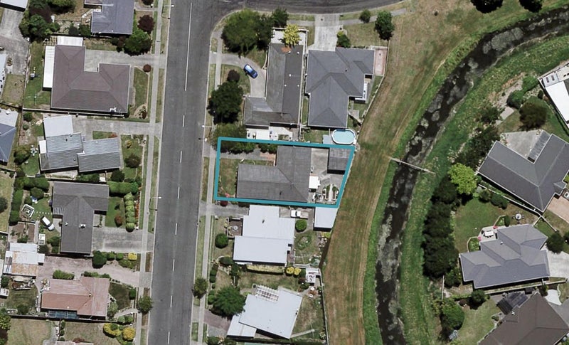 30 Konini Crescent, Pirimai, Napier - Carousel 1