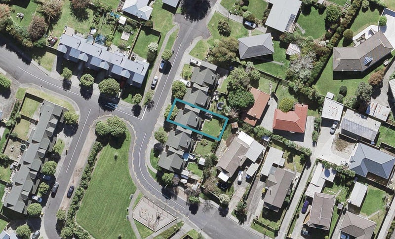 34 Laura Street, Kelston, Auckland - Carousel 1