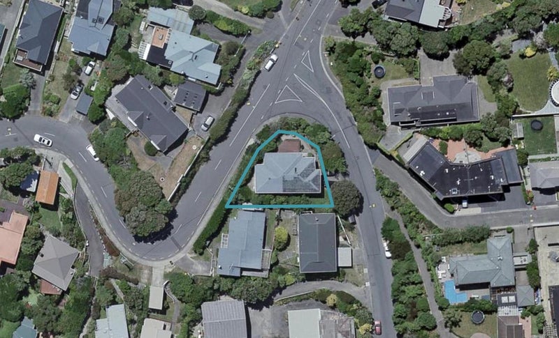 23 Seatoun Heights Road, Miramar, Wellington - Carousel 1