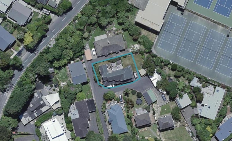 11 Delhi Crescent, Khandallah, Wellington - Carousel 1