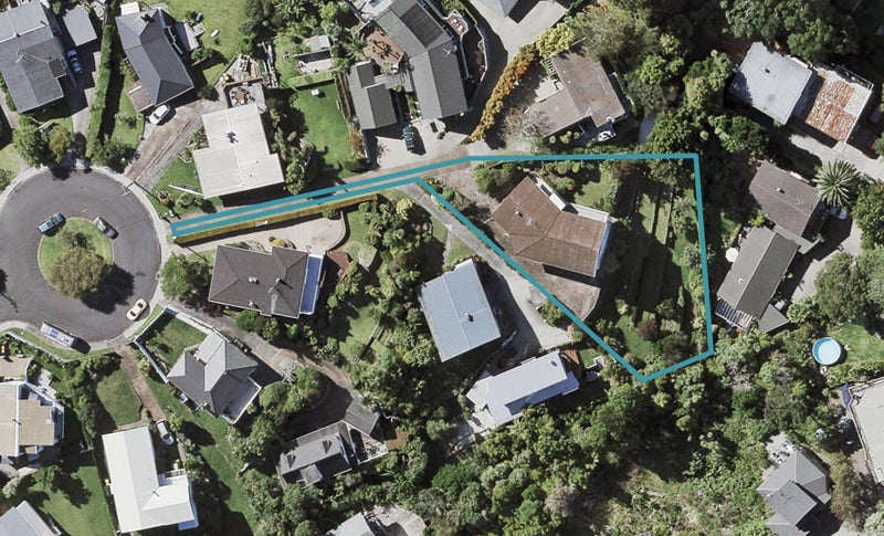 5 Elizabeth Place, Mairangi Bay, Auckland - Carousel 1