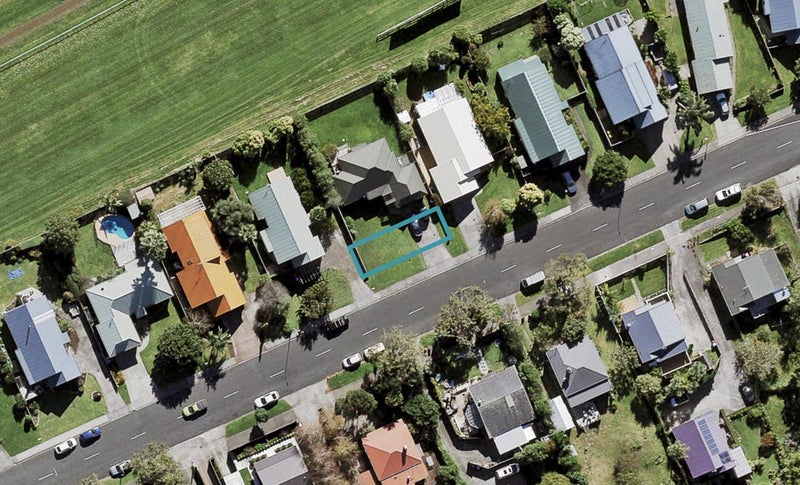 1/59 Wingate Street, Avondale, Auckland - Carousel 1