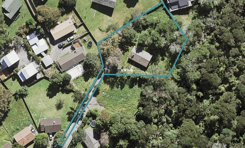 16 Gemini Place, Beach Haven, Auckland - Carousel 1