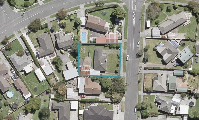 127 Thackeray Street, Trentham, Upper Hutt - Carousel 1