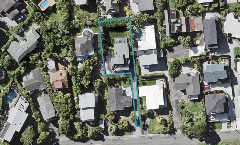 19A Parr Terrace, Castor Bay, Auckland - Carousel 1
