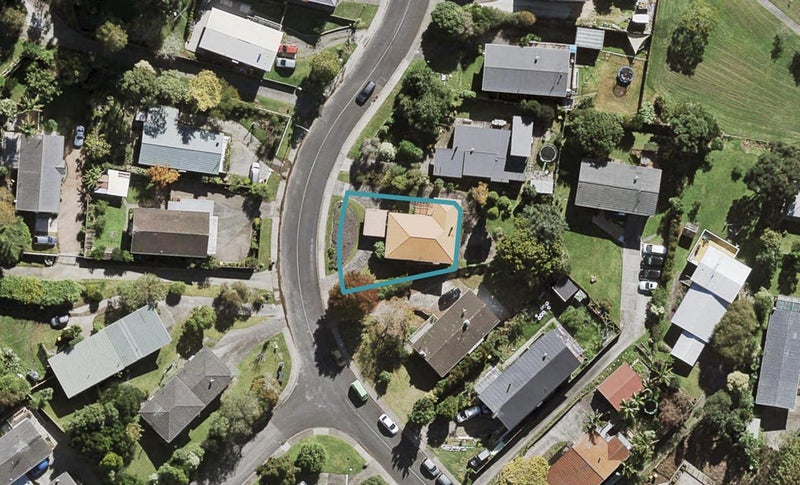 41A Ayton Drive, Totara Vale, Auckland - Carousel 1