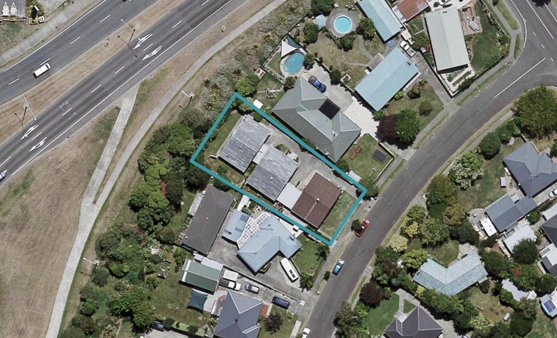 2/8 Downing Avenue, Pirimai, Napier - Carousel 1