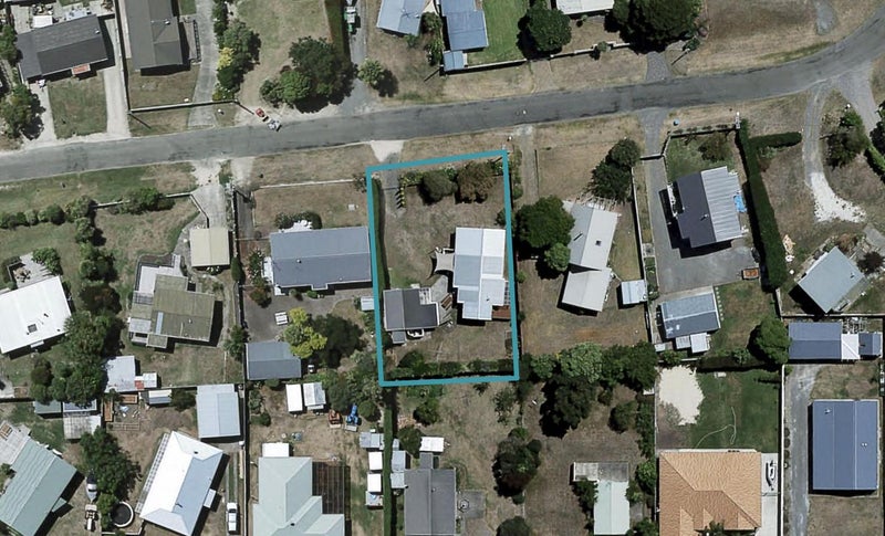 14 Gillies Crescent, Waimarama, Waimārama - Carousel 1