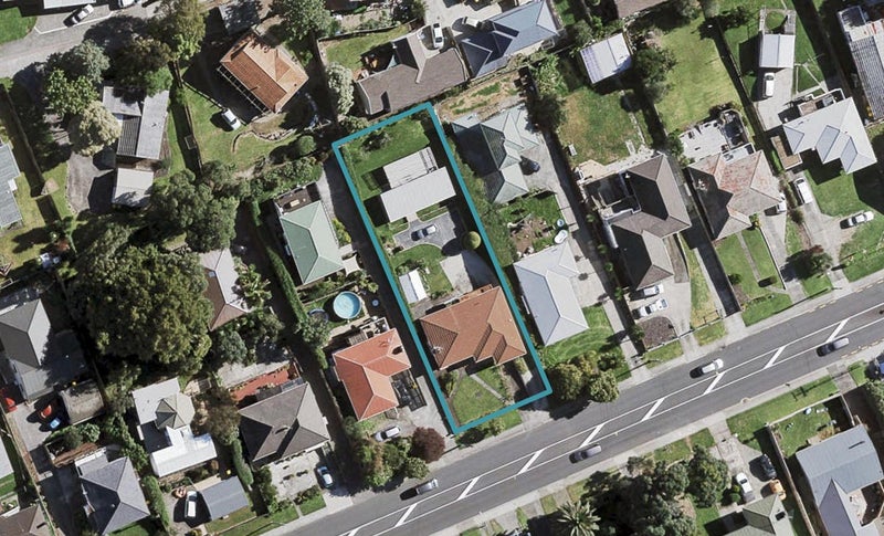 24 Orams Road, Hillpark, Auckland - Carousel 1