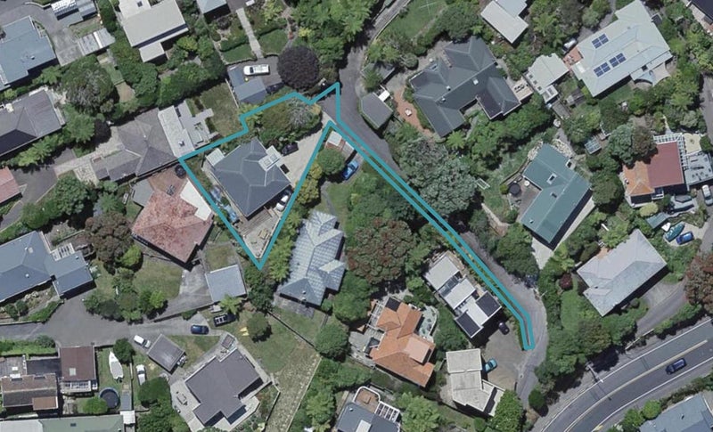 7 Jalna Avenue, Khandallah, Wellington - Carousel 1