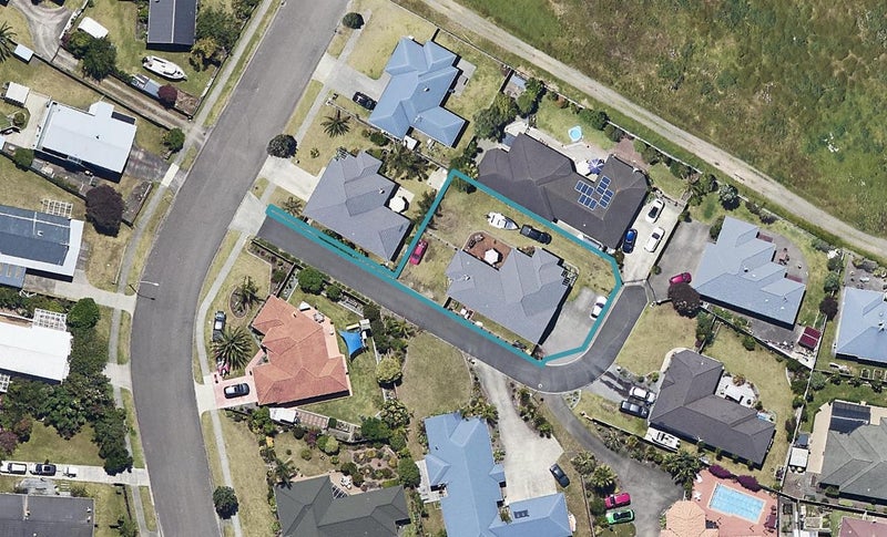 3 Zarling Lane, Coastlands, Whakatane - Carousel 1