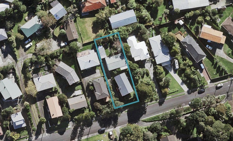 2/11 Park Road, Glenfield, Auckland - Carousel 1