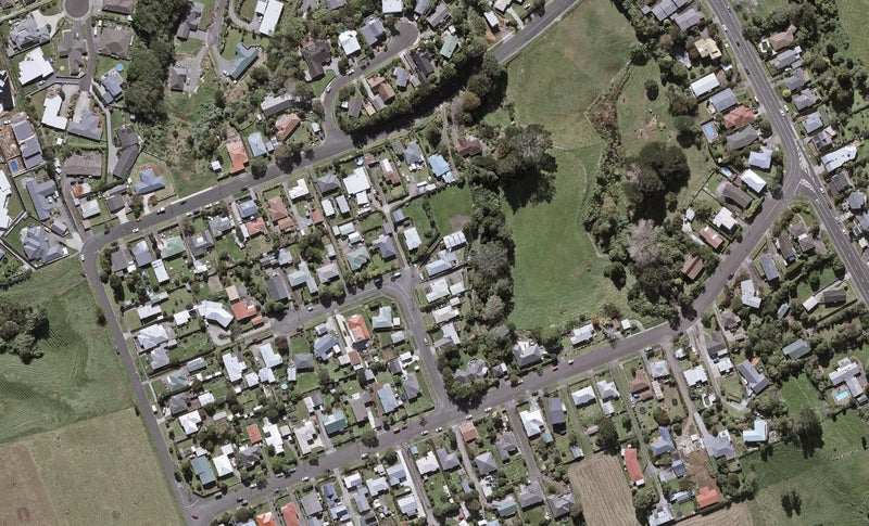 12 Hurdon Street, Hurdon, New Plymouth - Carousel 1