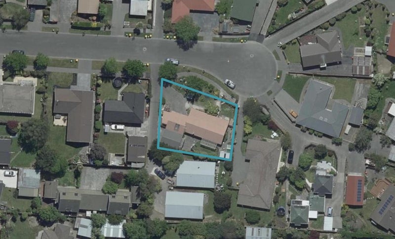 10 Kruse Place, Redwood, Christchurch - Carousel 1