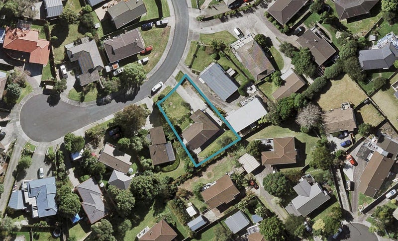 12 Sevilla Place, Unsworth Heights, Auckland - Carousel 1