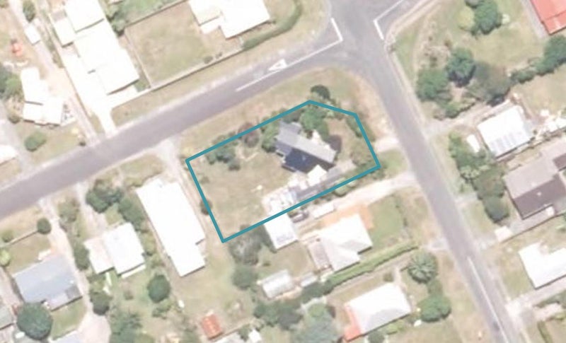 10 Tasman Street, Carters Beach, Westport - Carousel 1
