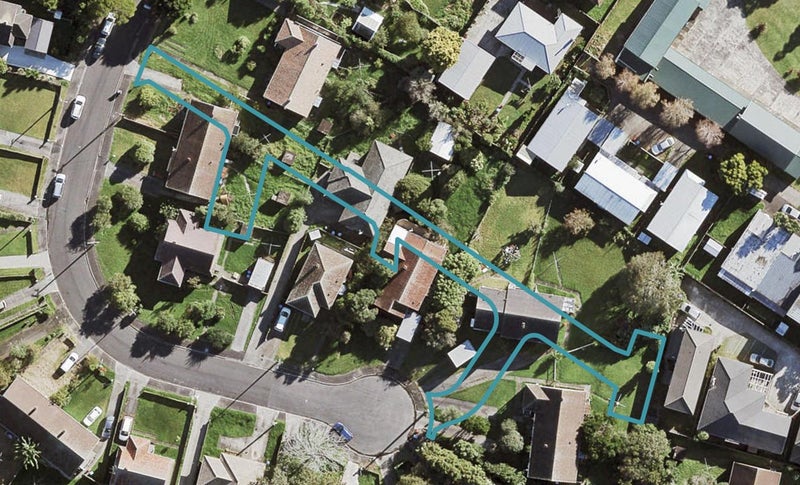 1 Akapuka Lane, Waterview, Auckland - Carousel 1