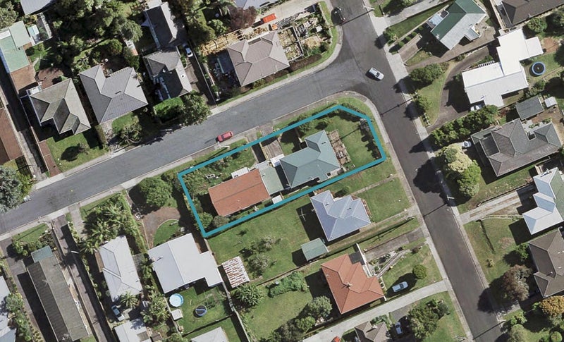 17B Rothery Road, Hillpark, Auckland - Carousel 1
