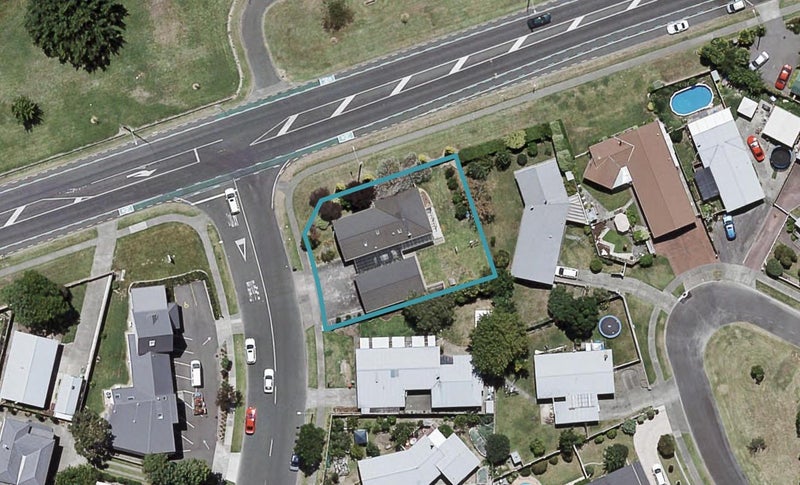 1 Lamason Street, Greenmeadows, Napier - Carousel 1