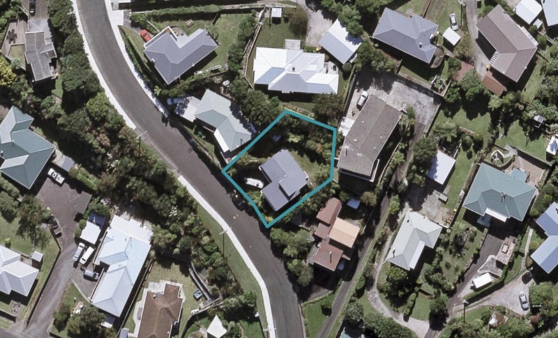 6 Crownhill Street, Spotswood, New Plymouth - Carousel 1