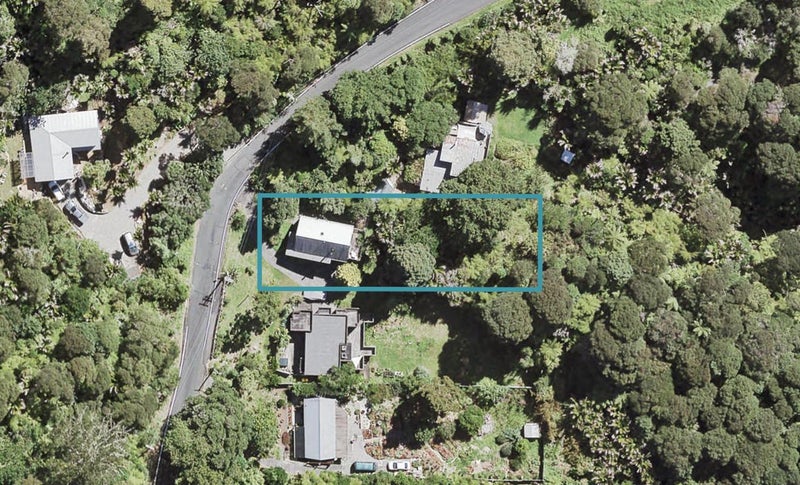 21 Warner Park Avenue, Laingholm, Auckland - Carousel 1