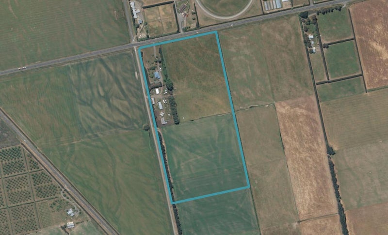 1705 West Coast Road, Christchurch - Carousel 1