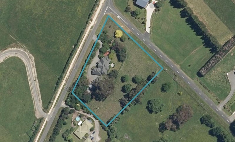 159 Adelaide Road, Dannevirke - Carousel 1