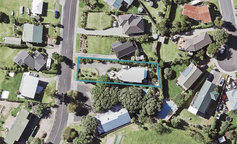 41 Craig Road, Maraetai, Auckland - Carousel 1