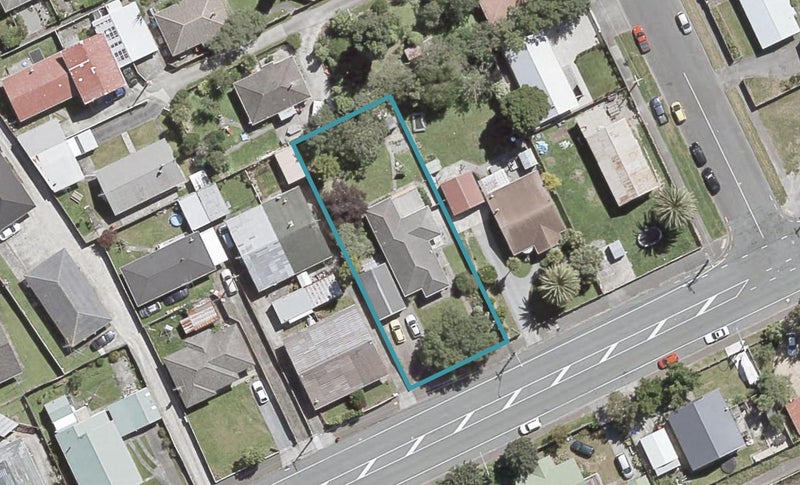 82 Ararino Street, Trentham, Upper Hutt - Carousel 1