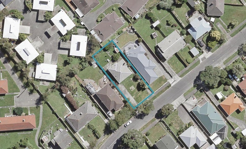 20 Freyberg Street, Waterloo, Lower Hutt - Carousel 1