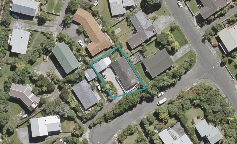 4 Viscount Grove, Kelson, Lower Hutt - Carousel 1