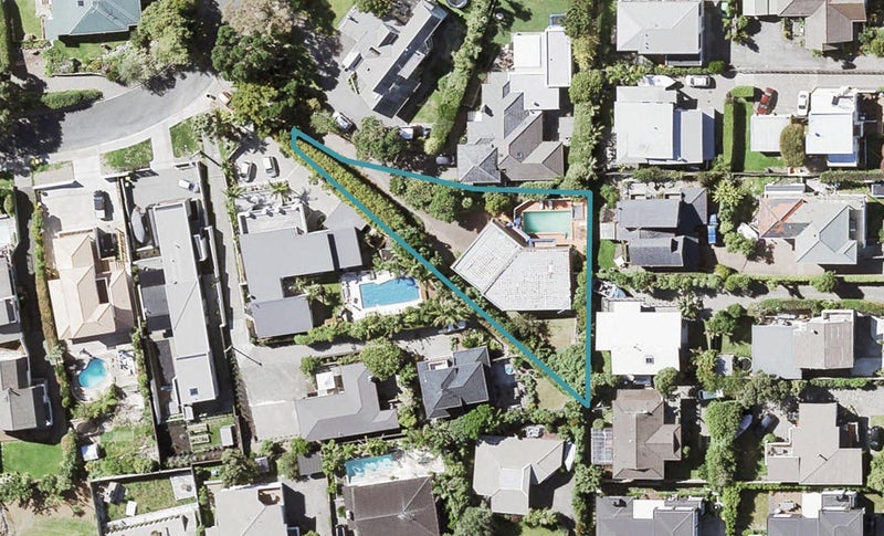 21 Garadice Road, Rothesay Bay, Auckland - Carousel 1