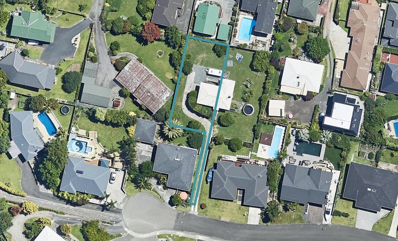 11B Mana Street, Otumoetai, Tauranga - Carousel 1