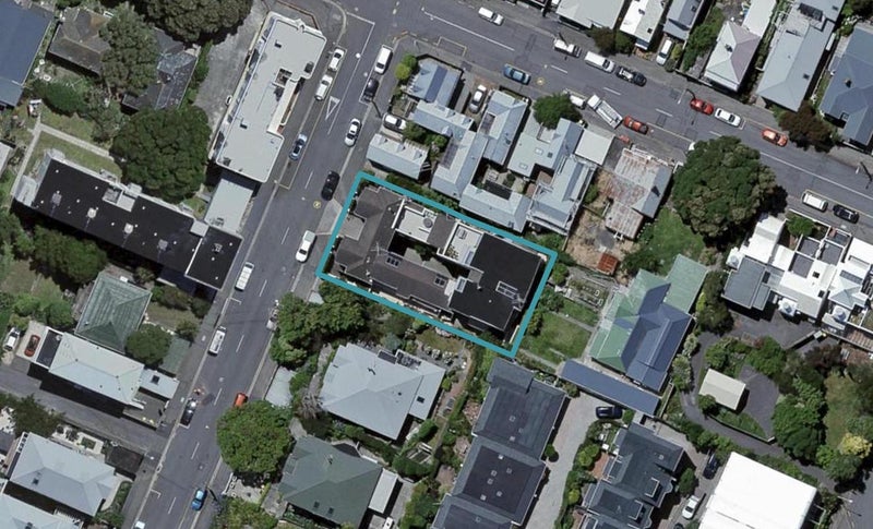 7H Austin Street, Mount Victoria, Wellington - Carousel 1