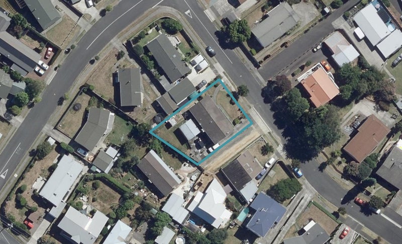 29 Hamblyn Crescent, Nawton, Hamilton - Carousel 1