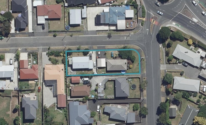 1 Morrison Crescent, Glenview, Hamilton - Carousel 1