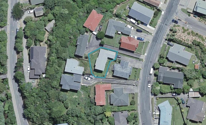 30 Hazlewood Avenue, Karori, Wellington - Carousel 1