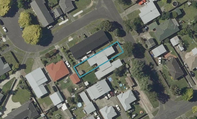 2A Hollows Crescent, Takaro, Palmerston North - Carousel 1