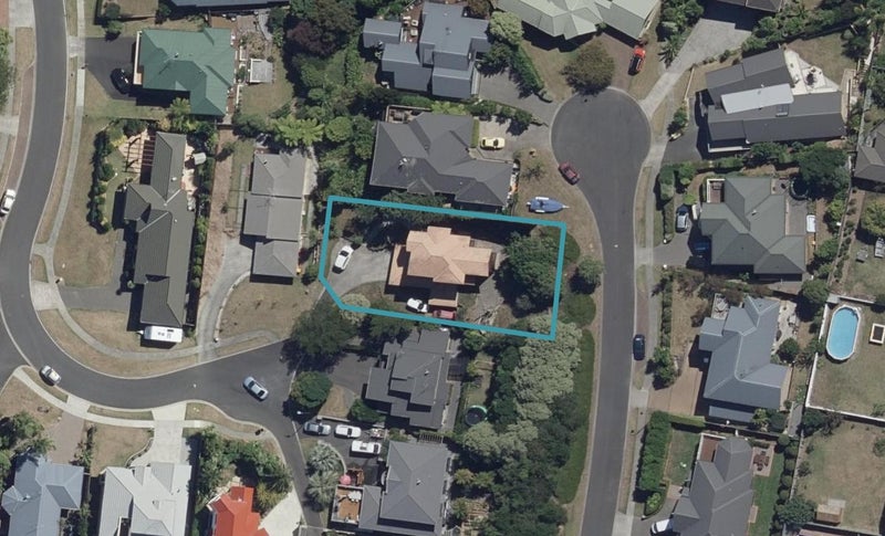 33 West Ridge Drive, Western Heights, Hamilton - Carousel 1