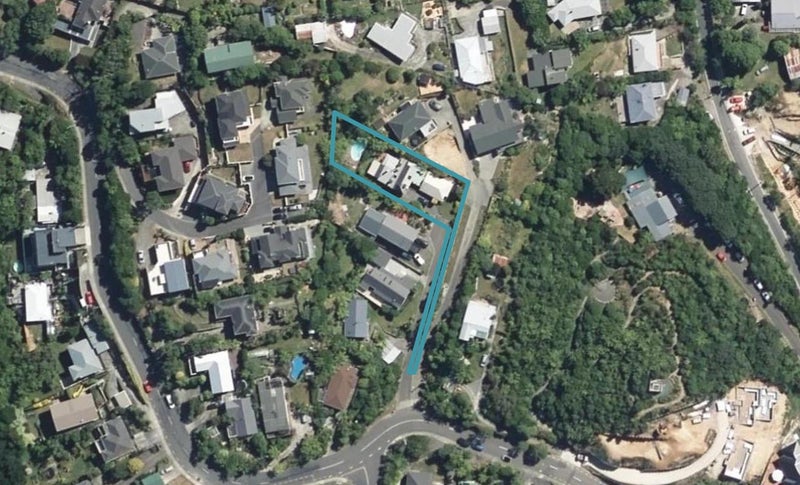 22 Poto Road, Normandale, Lower Hutt - Carousel 1