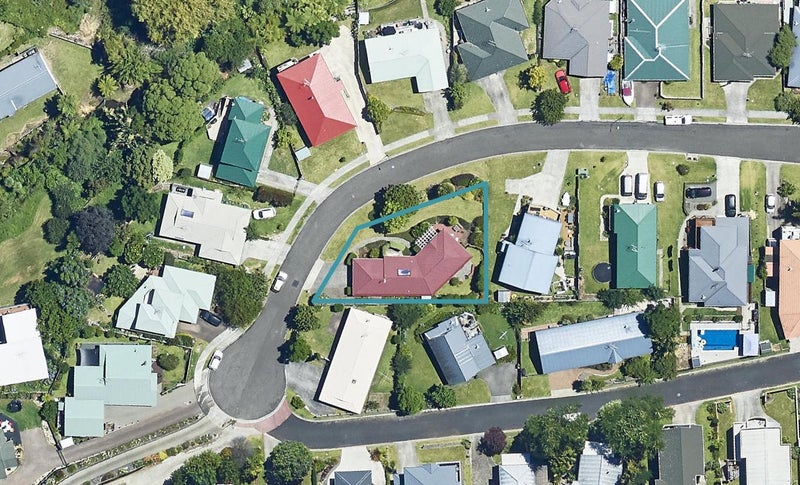 25 Te Koari Drive, Brookfield, Tauranga - Carousel 1