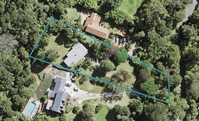 127 Carter Road, Oratia, Auckland - Carousel 1